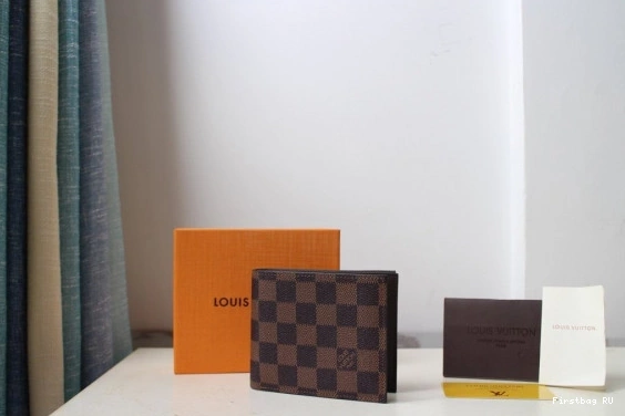 First bag ru WALLET AMERIGO VUITTON LOUIS 0811